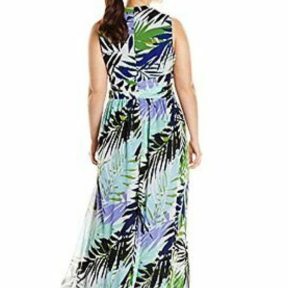 Vince Camuto Maxi in Leaf Print Surplice Deep V-neck Chiffon Dress - Picture 11 of 13